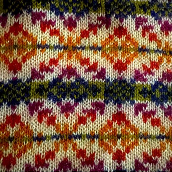 Jack & Mary Designs Bun Warmer Skirt | Memory Mittens Line | Wool Fair Isle | M - Picture 7 of 7